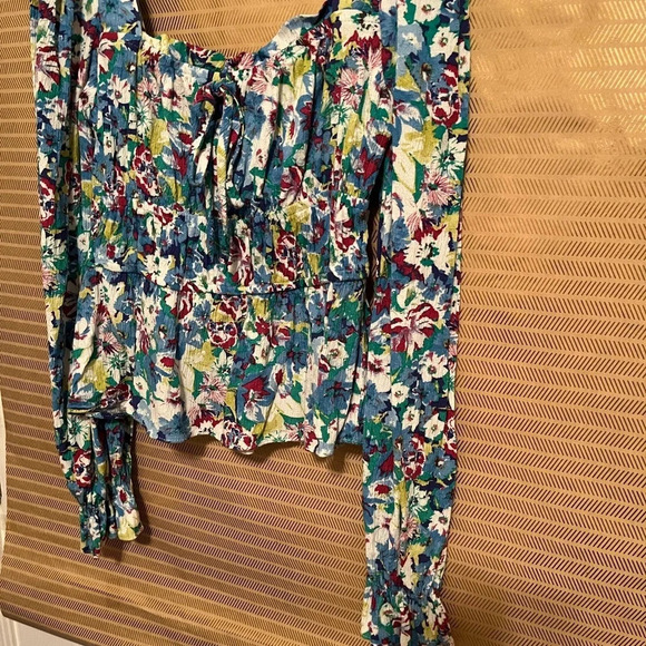 SO~VIBRANT BLOUSE~SEXY FLORAL~ - Picture 8 of 13